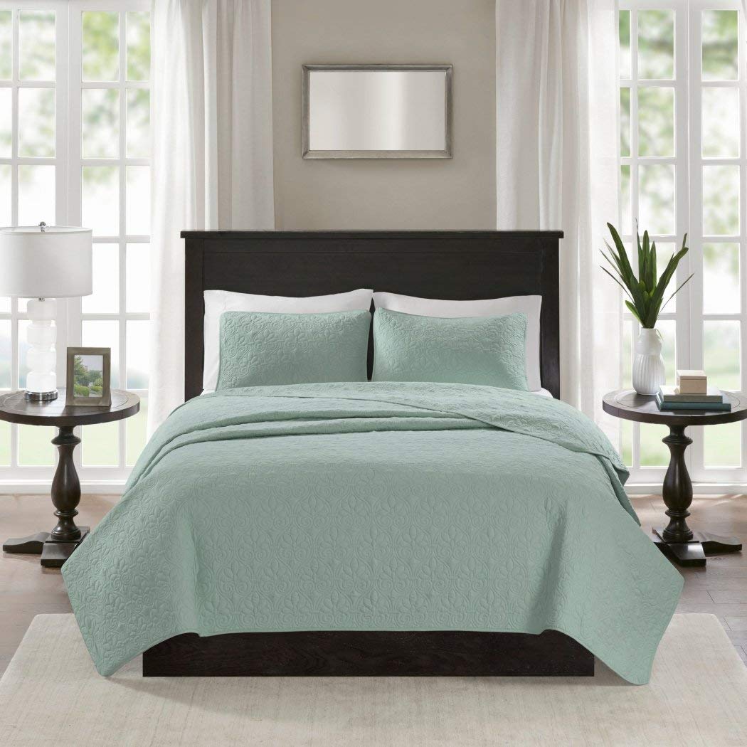 Amazon Com 3 Piece King Seafoam Pinched Pleat Coverlet