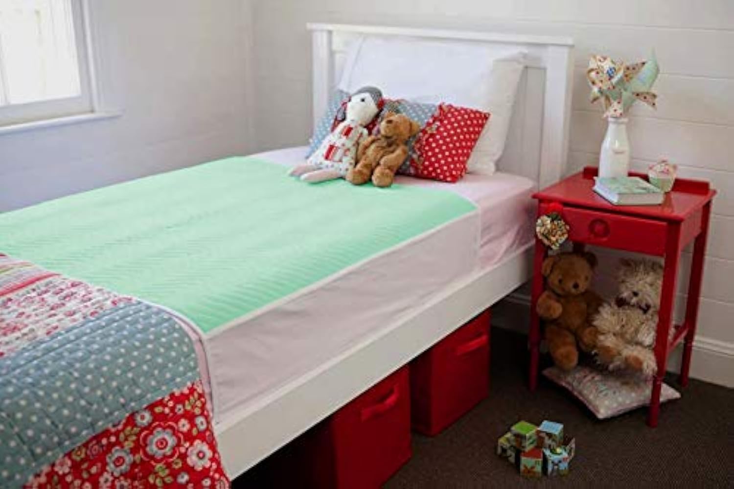COMFORTNIGHTS Children's Dry Night Bed Wetting Sheet/Waterproof Mattress Protector for all Single and Toddler beds: 90 x 90 cm,35½” x 35½", wings additional 50 cm on each side.