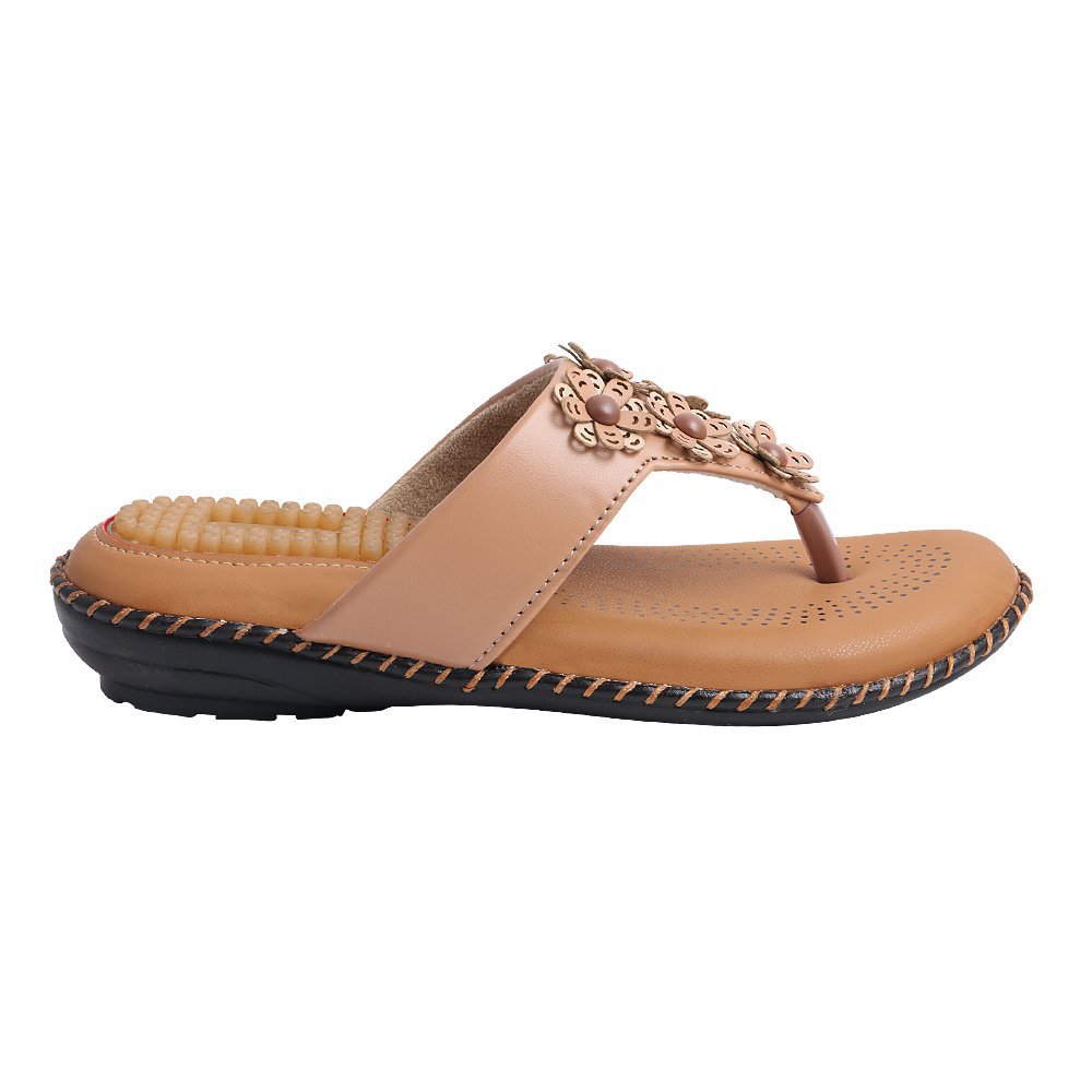 motion women's off-white doctor sole slipper