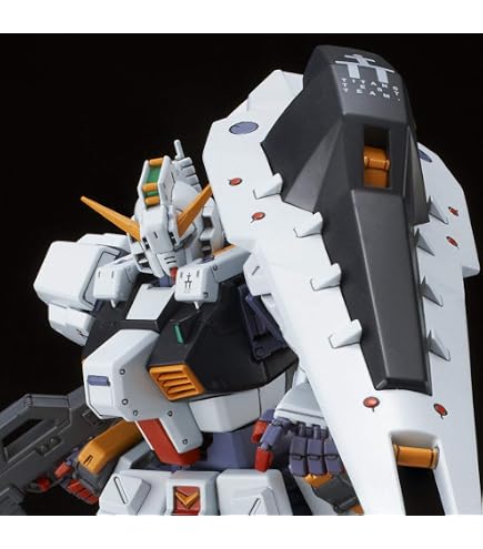 Amazon.com: Bandai MG 1/100 Gundam TR-1 (Advanced Hazel) (Japan