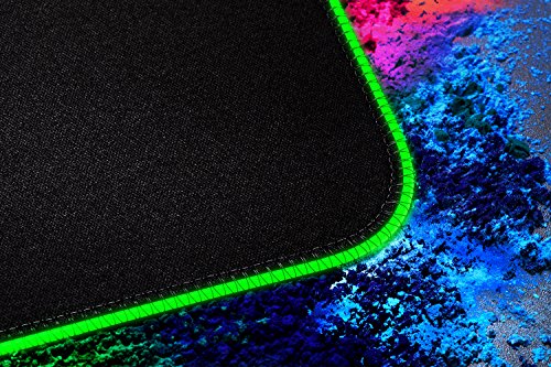Razer Goliathus Chroma - Soft Gaming Mouse Mat with Chroma
