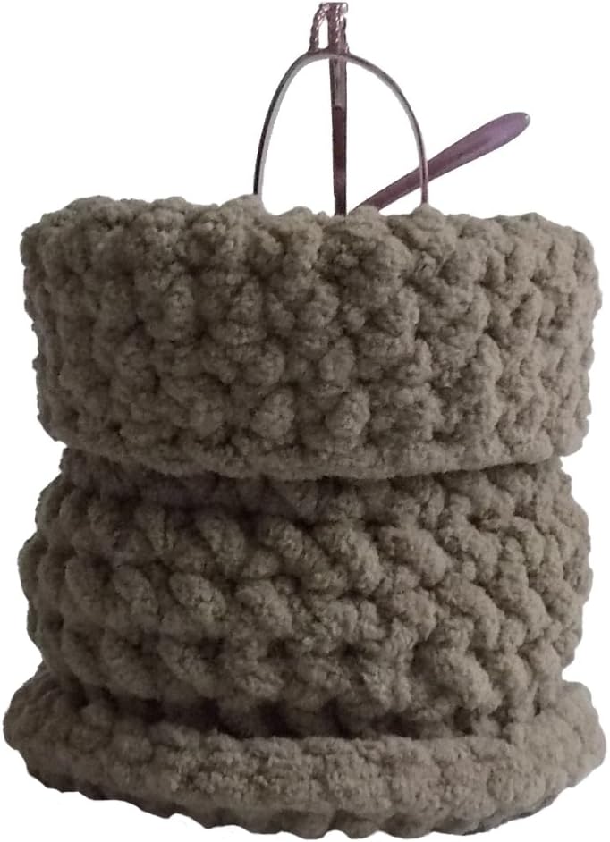 standing eyeglass case