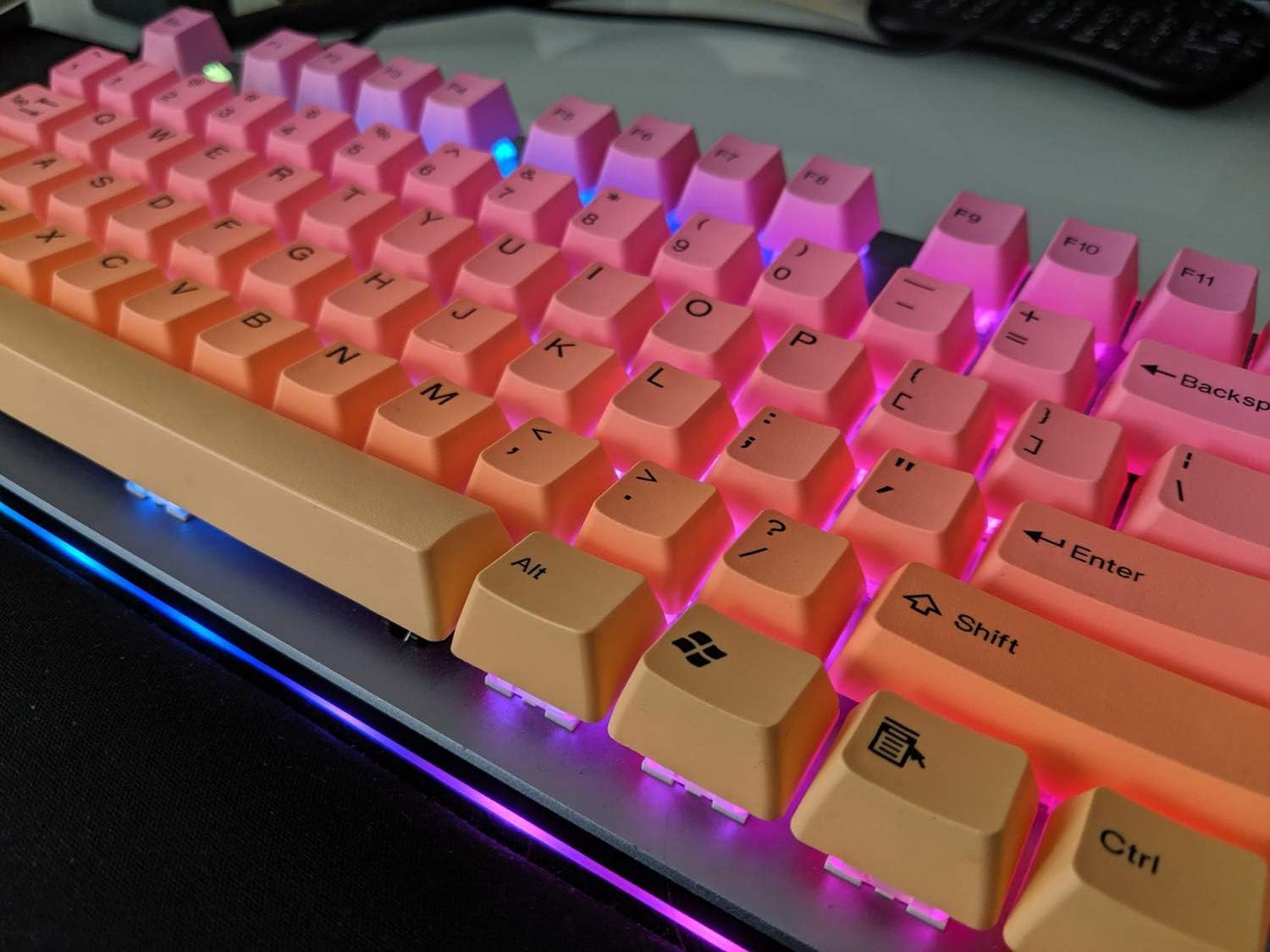 Amazon Com Tai Hao Sunshine Pbt Double Shot Keycap Set 104 Keys Sunset Key Caps For Cherry Mx Switch Mechanical Keyboard With Key Puller 104 Keys Sunshine Computers Accessories