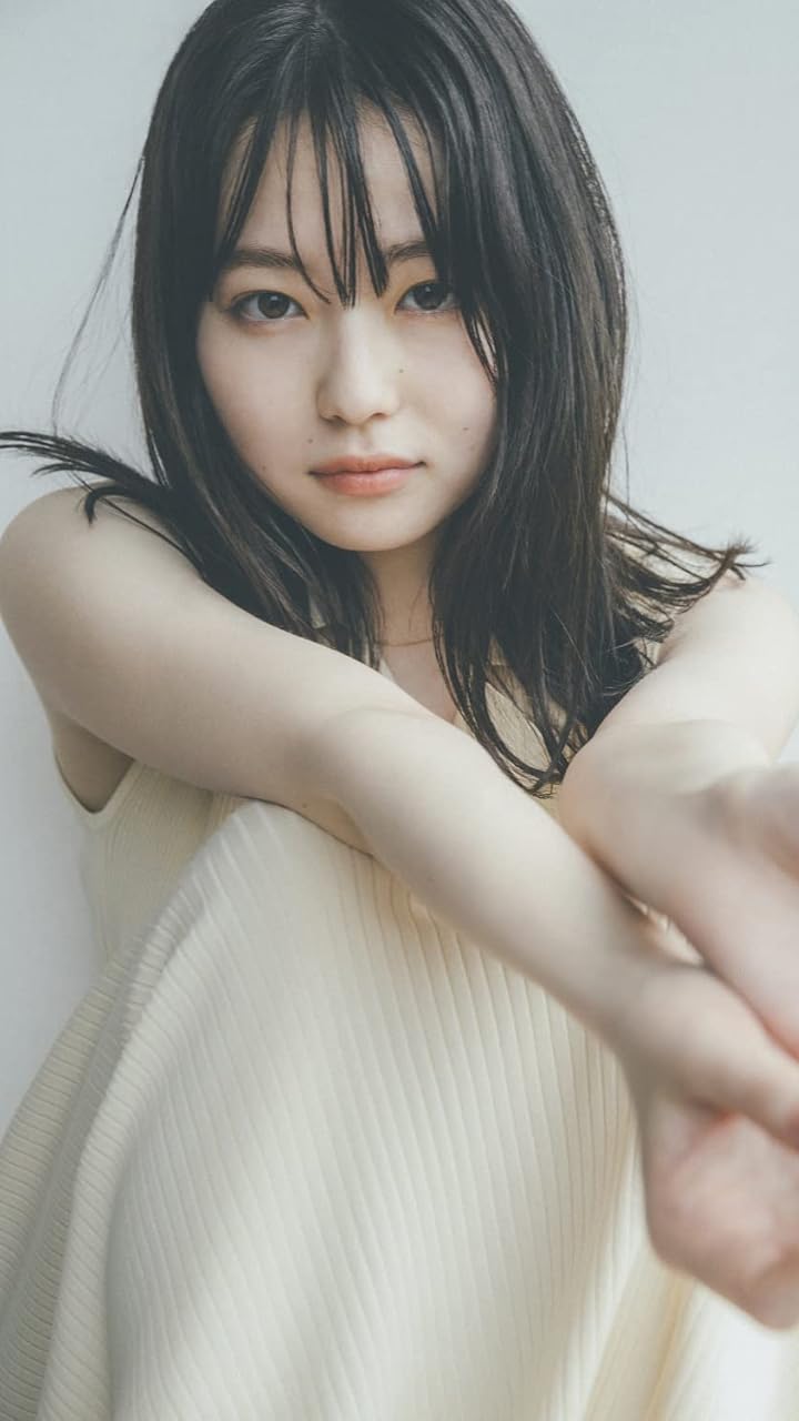 山田杏奈 「BLUE」  HD(720×1280)壁紙画像