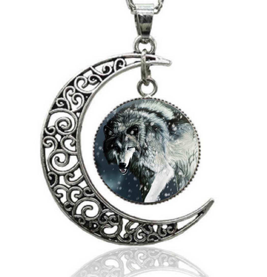 silver wolf necklace