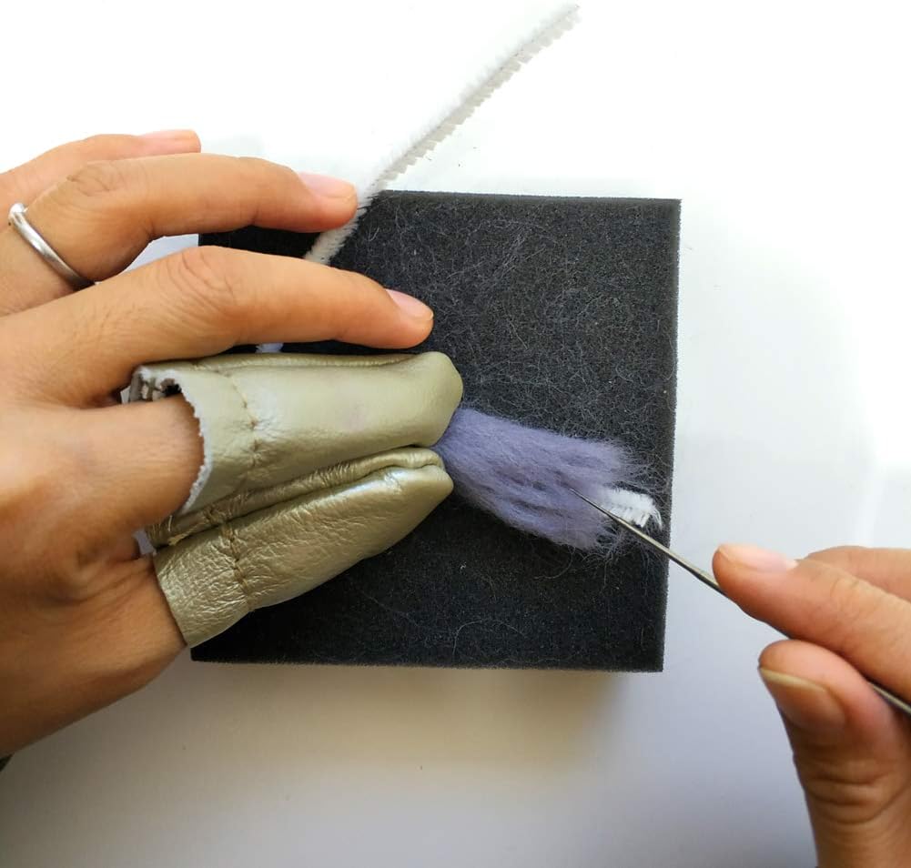 Feltsky Rabbit Needle Felting Kits 10cm - Needles, Finger Guards, Foam Mat, Instructions, multi-colored - Image 4