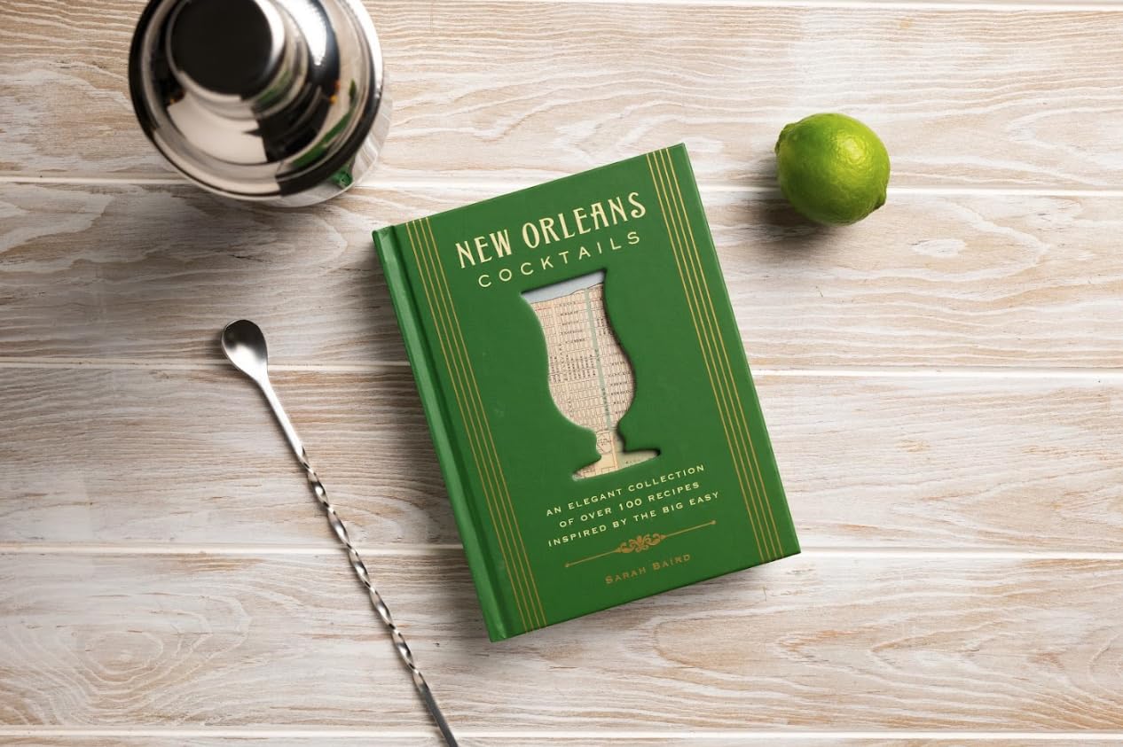New Orleans Cocktails: An Elegant Collection of Over 100 Recipes Inspired by the Big Easy (City Cocktails)