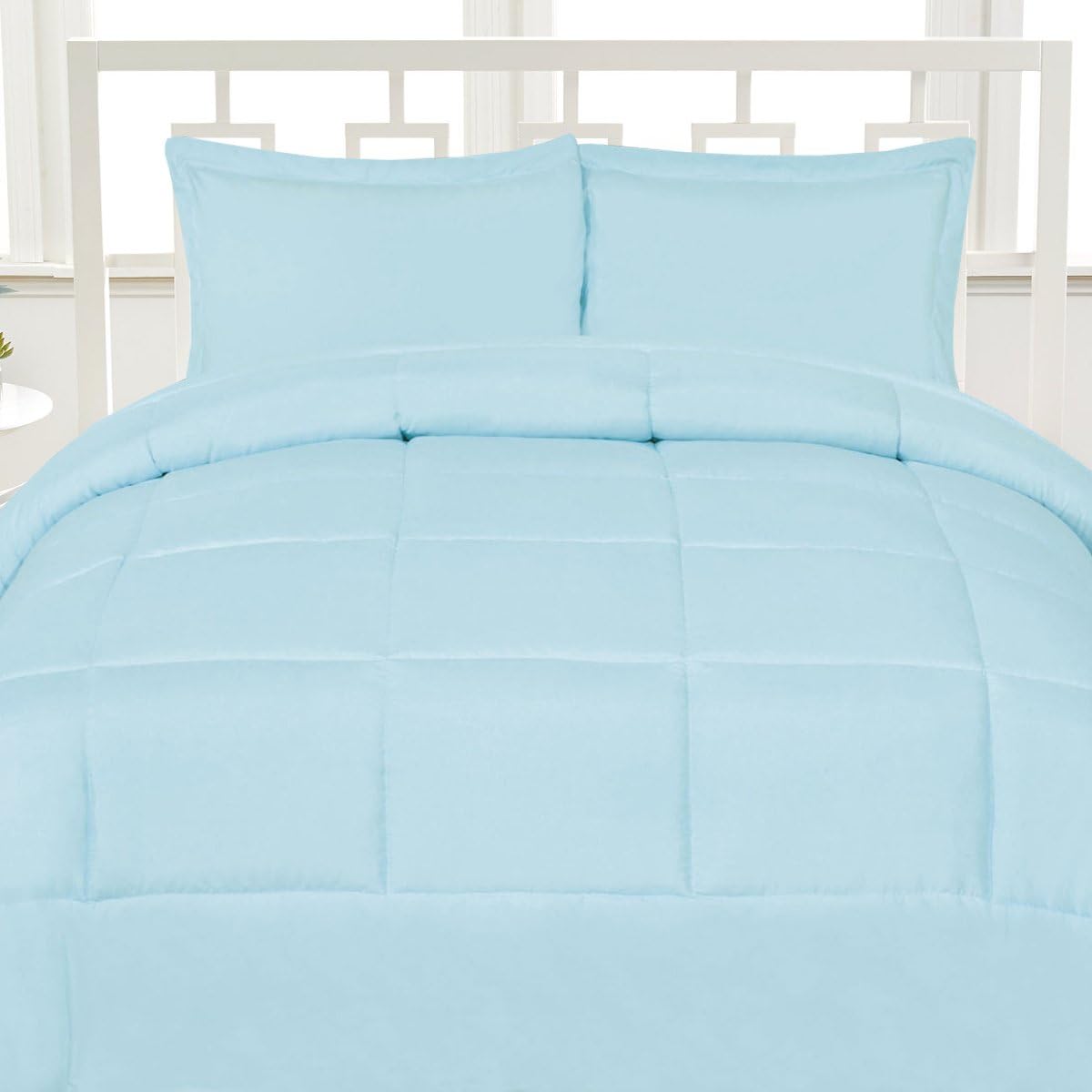 Luxurious Down Alternative Soft Solid Color Comforter Box Stitch Brushed Microfiber Bedding-Full, Light Blue