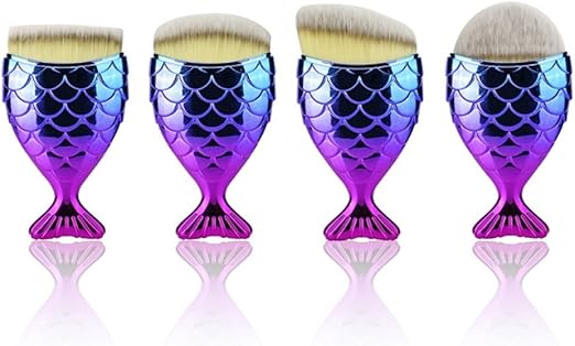 Amazon Co Jp メイクブラシ フィッシュテールファンデーションブラシ4メイクブラシスーツ 化粧筆 フェイスブラシ Home Kitchen