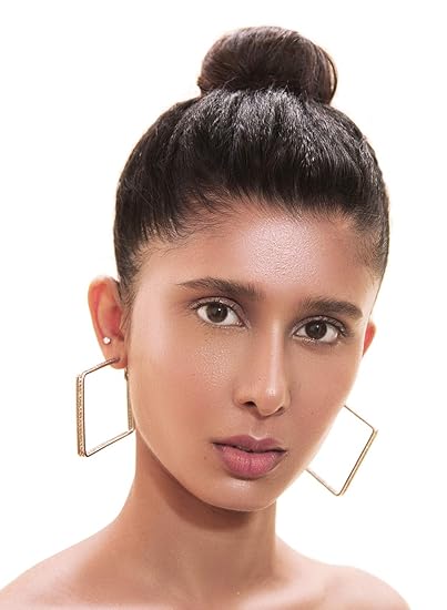 sugar bling leader illuminating moisturizer