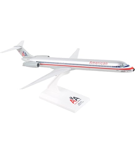 Amazon.com: SkyMarks Daron Swoop 737MAX8 1/100 W/Wood Stand & Gear