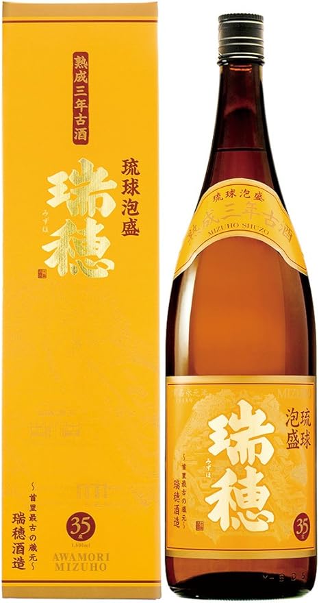 Amazon Co Jp 瑞穂 熟成3年古酒 焼酎 35度 沖縄県 1800ml 食品 飲料 お酒