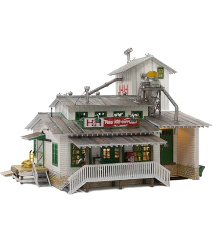 Outland Models HO Scale Gas Station Junk Set – 1:87 Resin Unassembled Kit – Gray