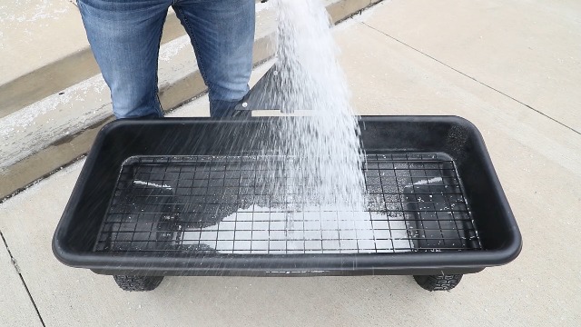 Buyers Products SaltDogg WB400 Walk Behind Drop Spreader, 2.5 cu ft Poly photo 4