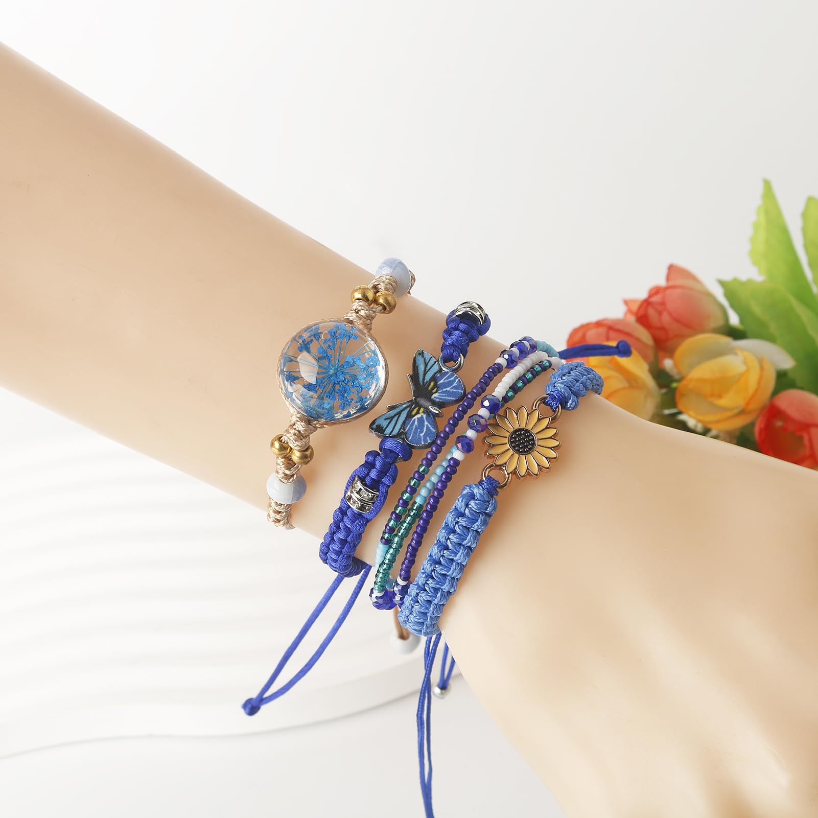 DS 4PCS String beads Charm Bracelets for Teen Girls Dainty cute cartoon Butterfly Daisy Eternal flower Beads Bracelets set for woman and girls Adjustable Stretch bracelet birthday Gift For Friends