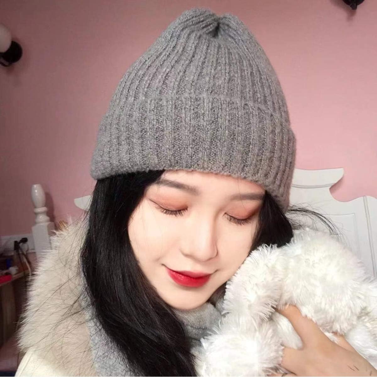 Amazon Co Jp ニット帽 男女兼用ニット帽 オールシーズン 大きめ 柔らかい無地ラインリング 弾力性の良好な秋冬の適当なニット帽子 ライトグレー スポーツ アウトドア