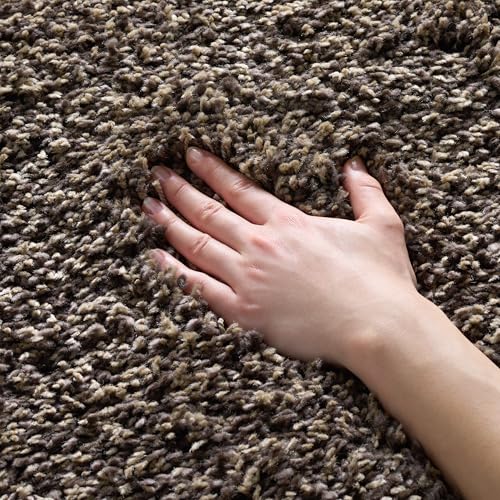 Safavieh Shaggy Indoor Woven Rectangle Area Rug, California Shag Collection, SG151, in Mushroom, 122 X 183 cm for Living Room, Bedroom or Any Indoor Space