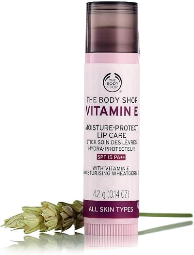 The Body Shop Vitamin E Lip Care SPF15 Hydrating Balm Protection
