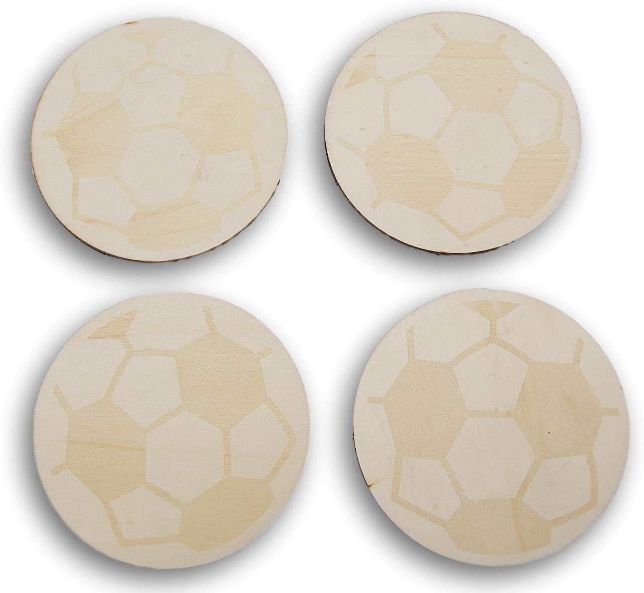Amazon Co Jp 天然未塗装木材カットアウト サッカーボール 4個セット ホーム キッチン