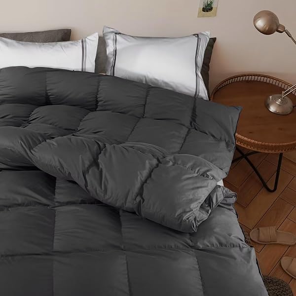 SNOWMAN PREMIUM DOWN COMFORTER QUEEN SIZE, LUXURIOUS ALL SEASON DUVET INSERT WITH COTTON BLENDED FABRIC, 3D BAFFLE BOX DESIGN HOTEL BEDDING COMFORTER (DARK GREY,90″X90″)
