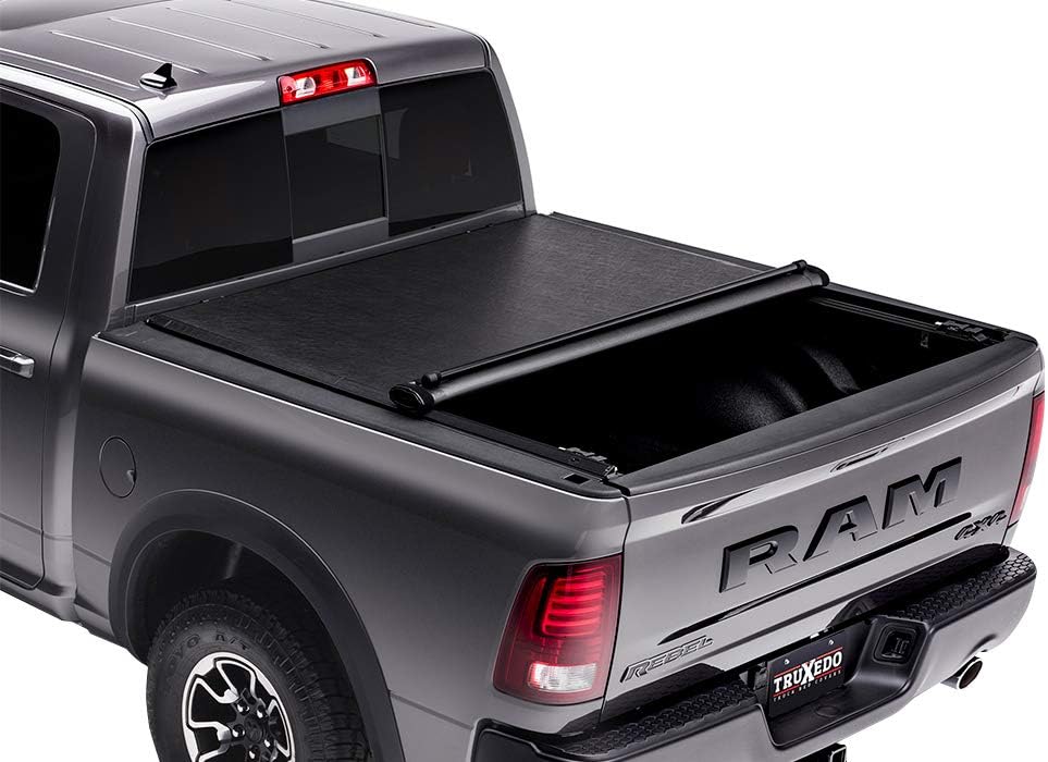 Amazon Com Truxedo Deuce Hybrid Truck Bed Tonneau Cover 746901 Fits 09 18 19 20 Classic Ram 1500 2500 3500 6 4 Bed Automotive
