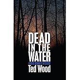 Dead in the Water (The Reid Bennett Mysteries)