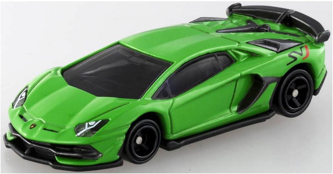 tomica aventador