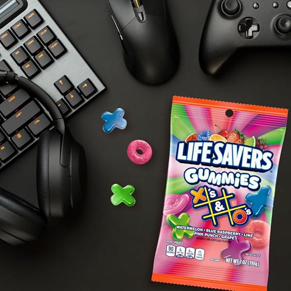 LIFE SAVERS GUMMIES X’S & O’S GUMMY CANDY GAME NIGHT FAMILY GAME SNACK, 7 OZ BAG