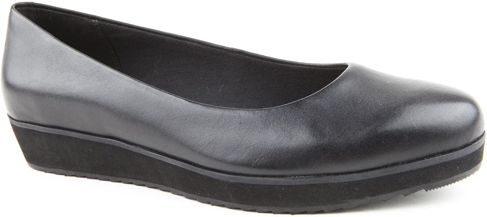 clarks compass zone black patent