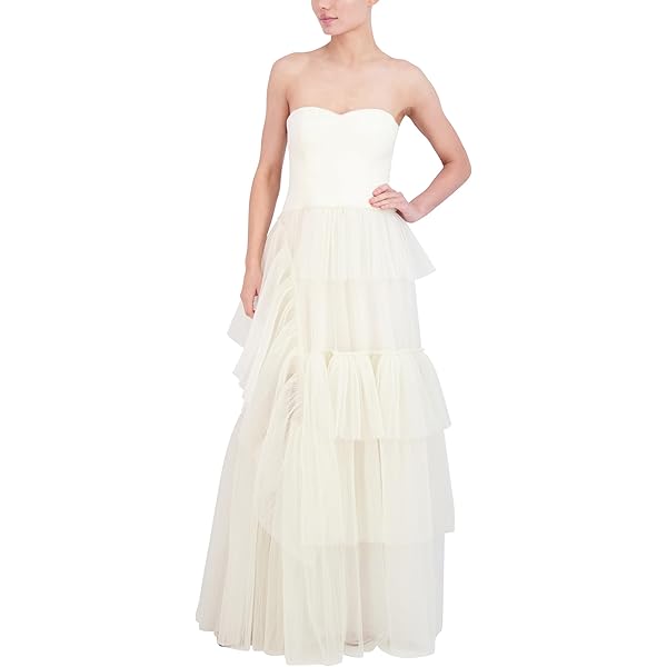Amazon.com: BCBGMAXAZRIA Women's Strapless Sweetheart Neck