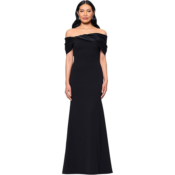Xscape Women's Off-The-Shoulder, Floor-Length, Scuba Crepe Gown With Ruffle Detail And Fitted Silhouette Vestido Para Ocasión Especial, Negro, 14 Plus Para Mujer