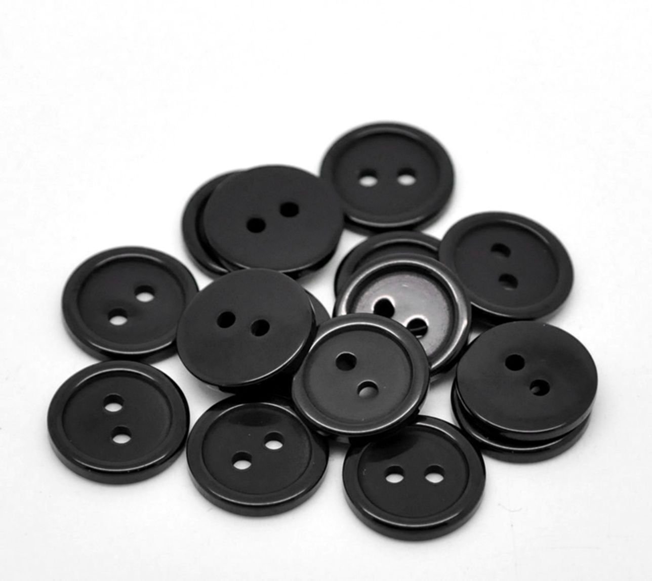 100 x Black Round Ridge 2 Hole Resin 15mm Buttons. for Sewing/Knitting Clothes, Scrapbooking Crafts (Black, 15mm)