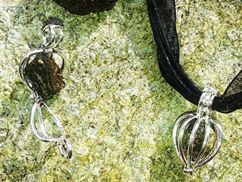 IRISH SOD OF TURF PENDANT - UNIQUE PRODUCT FROM THE WEST OF IRELAND Great gift for St. Patrick's Day, Irish emigrant, Ireland, Irish turf, Unique gift, Irish gift