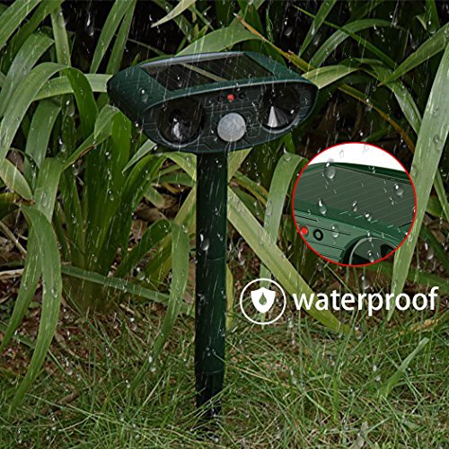 Wikoo Animal Pest Repeller, Solar Powered Ultrasonic Pest Repellent, Effective Outdoor Waterproof Pest Control, Repels Raccoons, Skunks, Foxes, Dogs, Cats, Deer, Squirrels etc