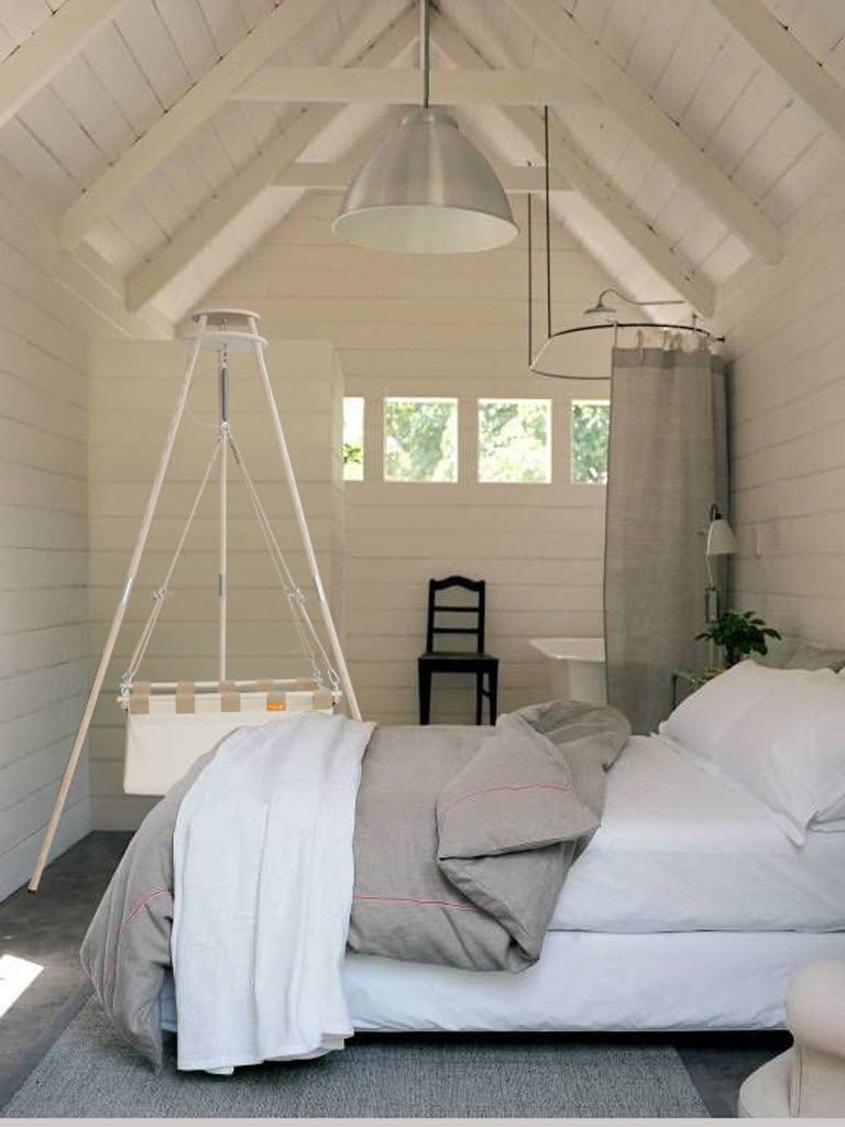 hanging bassinet stand