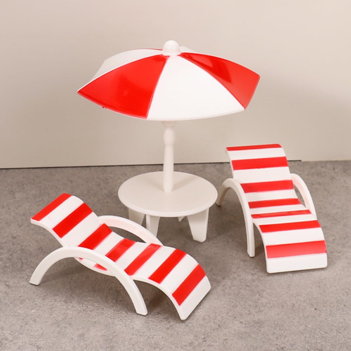 KARLOR Miniature Beach Decoration, 2 deck chairs + 1 beach parasol table, mini beach chair beach umbrella micro landscape decoration accessories miniature furniture mini deck chair accessories