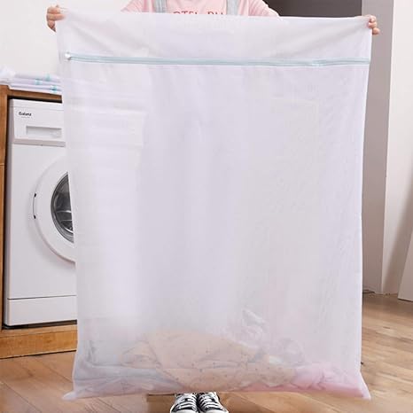 Amazon Co Jp 洗濯ネット 大 ランドリーネット 布団 せんたくネット 90x110cm 毛布 特大 洗濯機 ネット 細かいメッシュ 角型 ホーム キッチン