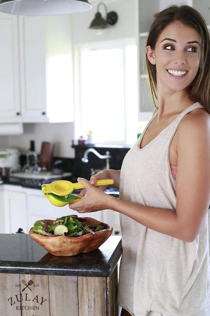 Top Rated Zulay Premium Quality Metal Lemon Lime Squeezer - Manual Citrus Press Juicer: Kitchen & Dining