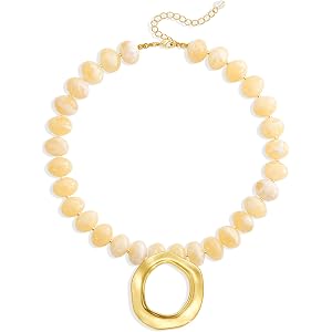 YUJIE Boho Chunky Pendant Necklace for Women, Statement Hollow Gold Circle Pendant, Cream Ivory Resin Bead Choker, Coastal Su