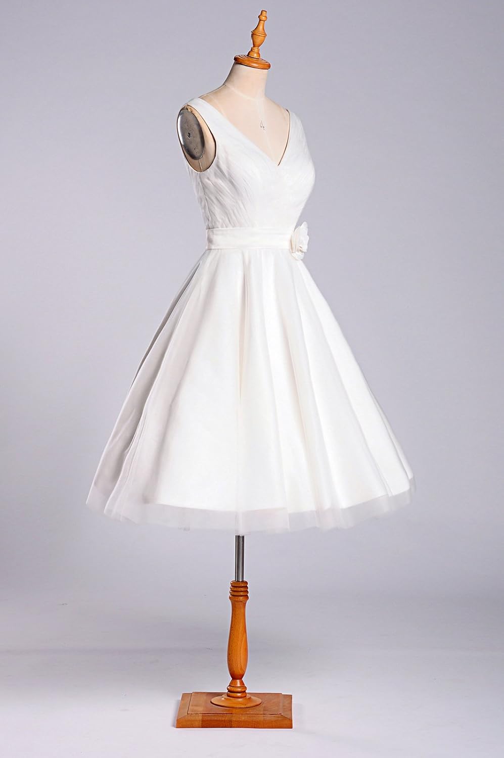 Wedding Dresses V-Neck Bridal Gowns Simple A-line Tea Length Wedding Dress Bride Short at Women’s Clothing store