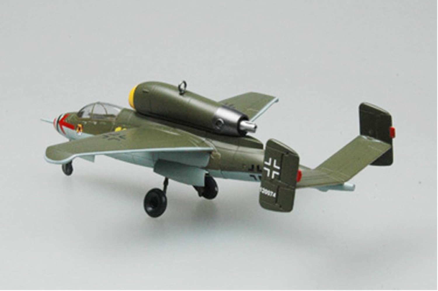 Amazon 1 72 完成品 ハインケル ｈｅ162a 2 ザラマンダー 第3飛行隊所属 第1戦闘機隊 1945 プラモデル 通販