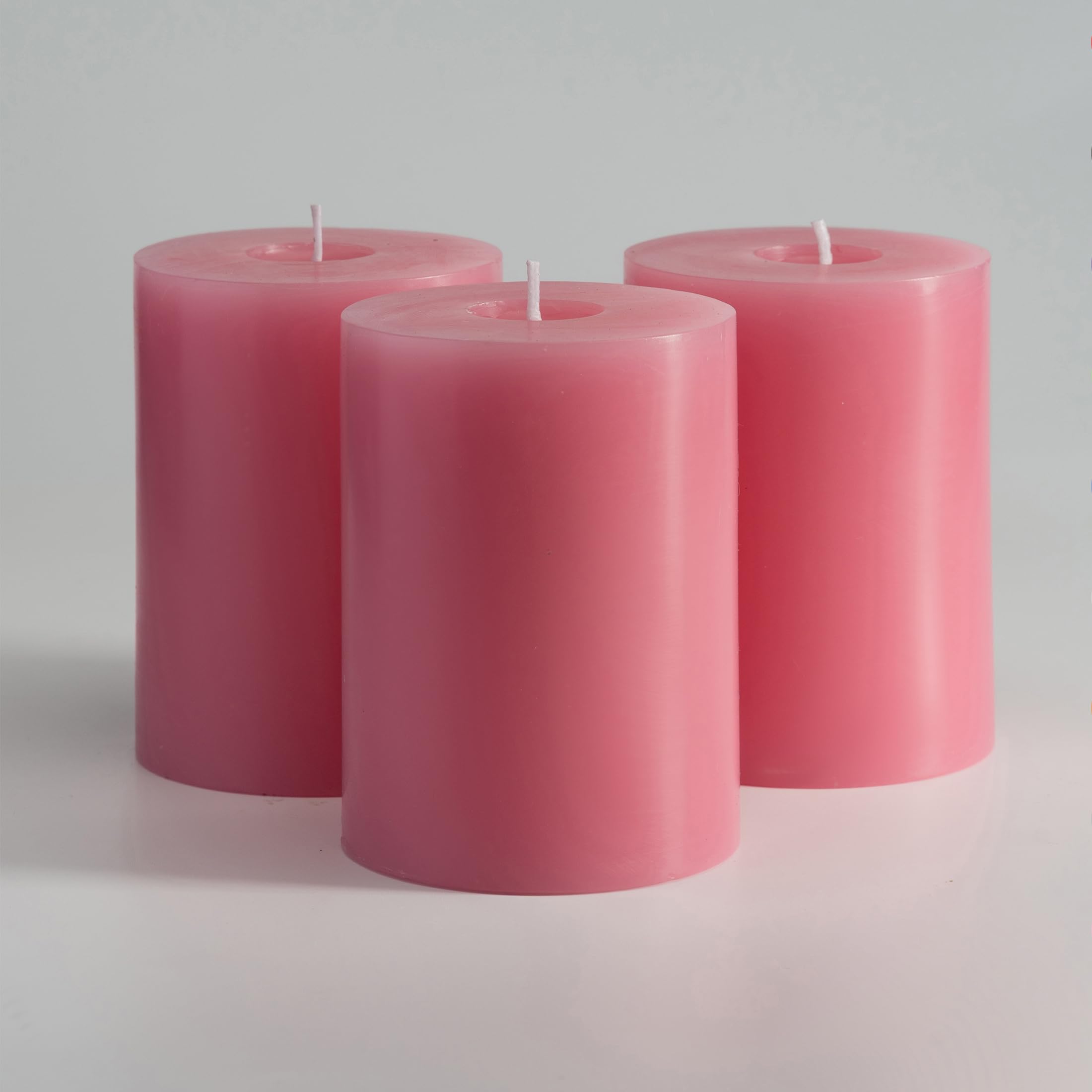 Memoward Pillar Candles Pink, Large Set of 3, Long Burning Time Approx. 50+ Hours, Clean Burning, Unperfumed, for Household, Celebrations and Catering Decoration, Dimensions 7.5 x 10 cm