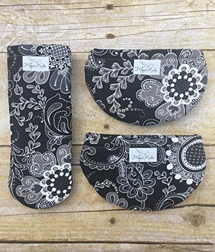 Cookware Oven Hot Pad and Pot Handle Holder in Black and White Floral