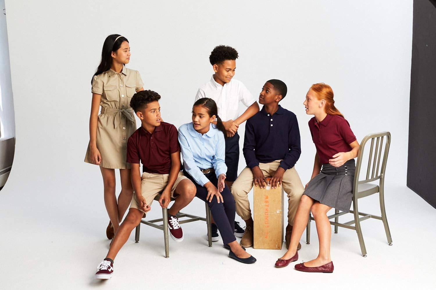 French Toast Boys' Short Sleeve Poplin Dress Shirt: Clothing