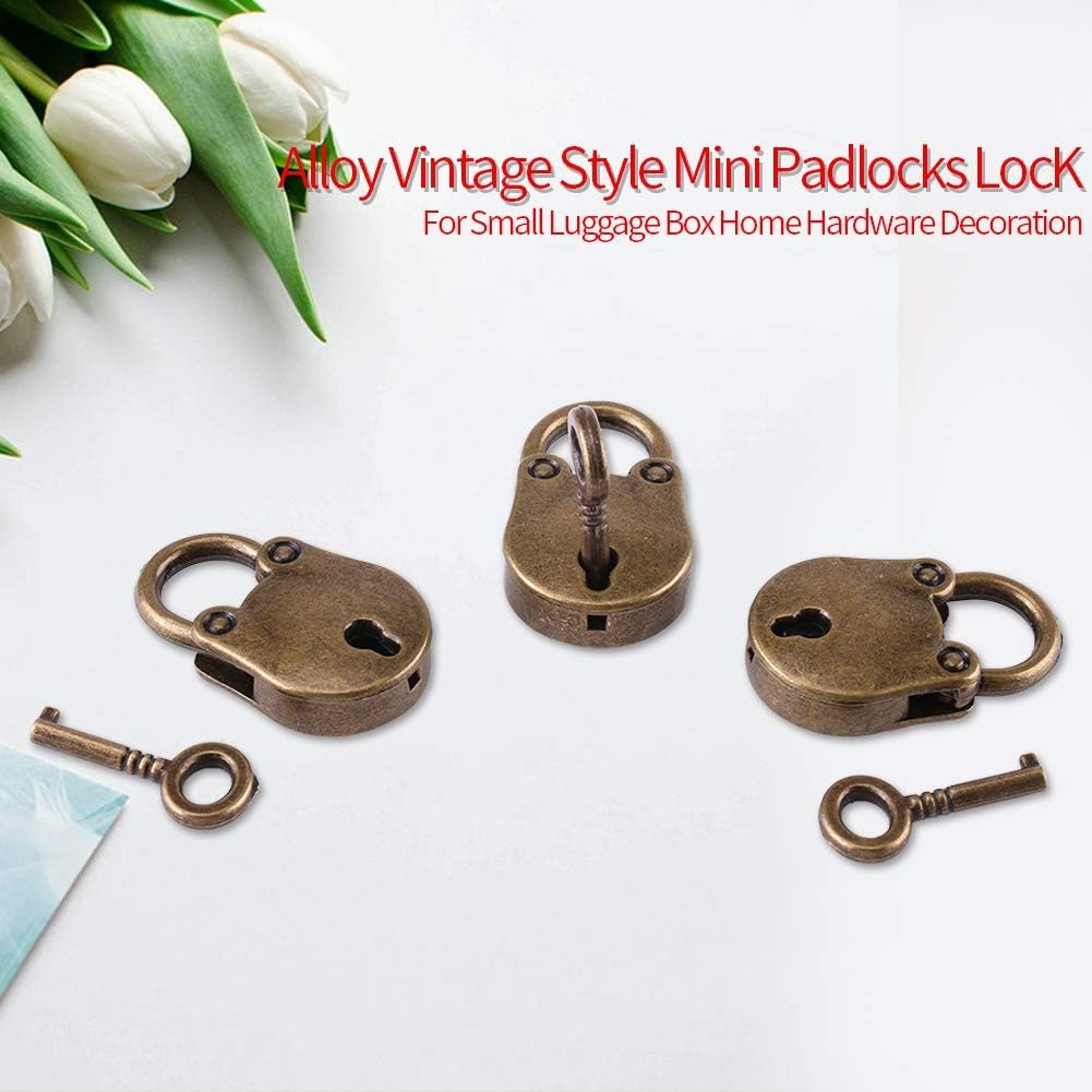 3 Sets Vintage Padlocks - Image 3