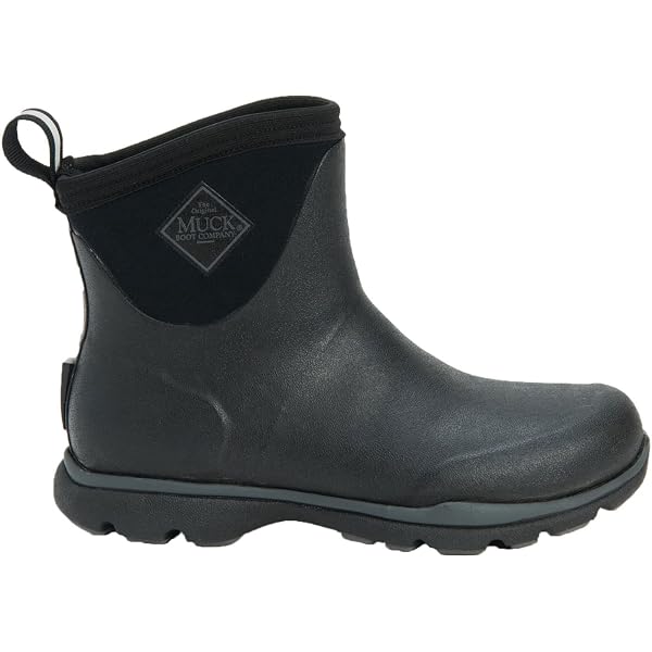 Amazon.com | MUCK Men display picture 1
