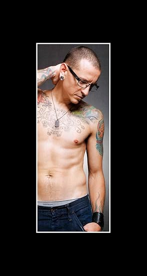 Amazon De Stick It On Your Wall Linkin Park Chester Bennington Tattoo Mini Poster 38 X 3 Cm