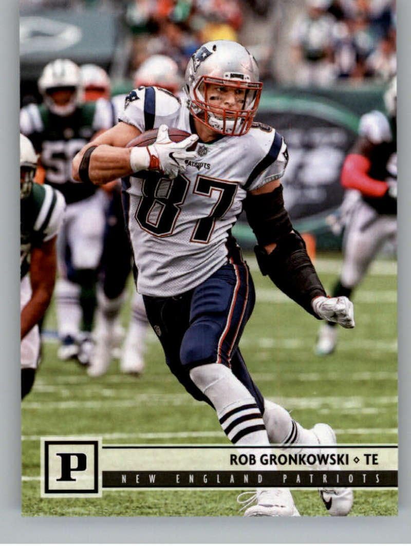 Amazon Com 2018 Panini Nfl Football 190 Rob Gronkowski New England Patriots Official Trading Card Collectibles Fine Art