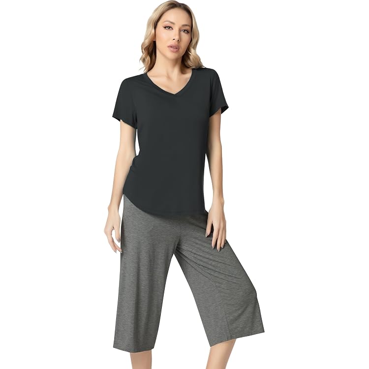 NACHILA Women's Pajama Set - Sleeveless Tank & Capri Pants, Viscose From Bamboo, Soft Sleepwear, Tagless