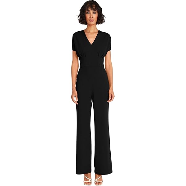 Amazon.com: BCBGMAXAZRIA Women's Sleeveless Sweetheart Neck